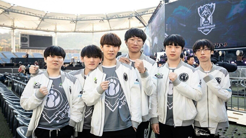 Lillykyu 为 CS2 的 Subway Smurfers 发布了一张新的自定义地图；