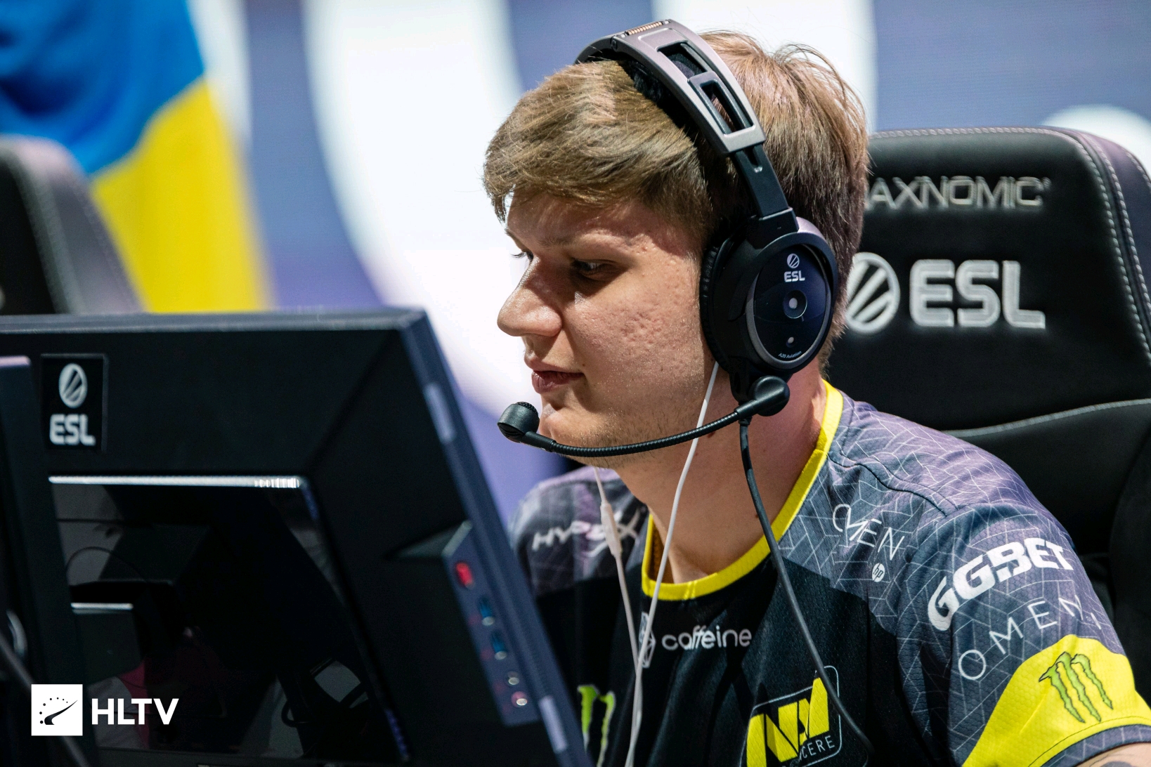 xertioN 与 Mouz 延长合同；